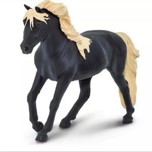 Safari Ltd | Winner's Circle Horses: Rocky Mountain Stallion